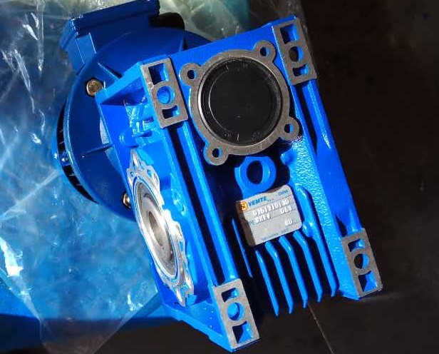 絲束水洗機(jī)減速機(jī)，NMRV050-15-0.12KW,NMRV050減速器