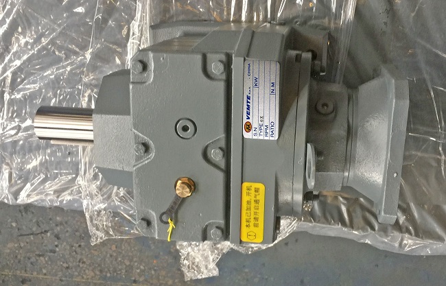 帶動17T噸小型機(jī)械吊裝機(jī)減速機(jī)，3500W伺服電機(jī)減速機(jī),吊裝機(jī)械減速機(jī)