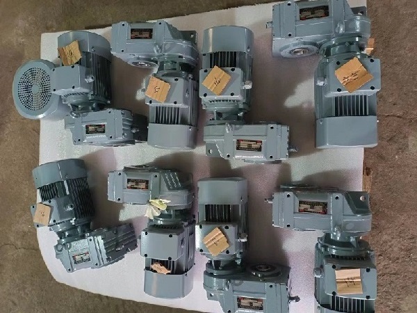 FAF97減速電機(jī) FAF97減速電機(jī)