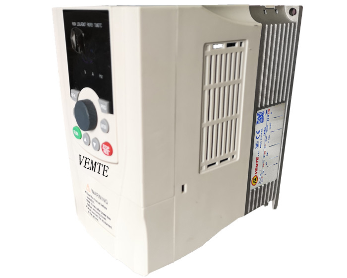 500W變頻器,1100W三單相變頻器 500W變頻器,1100W三單相變頻器